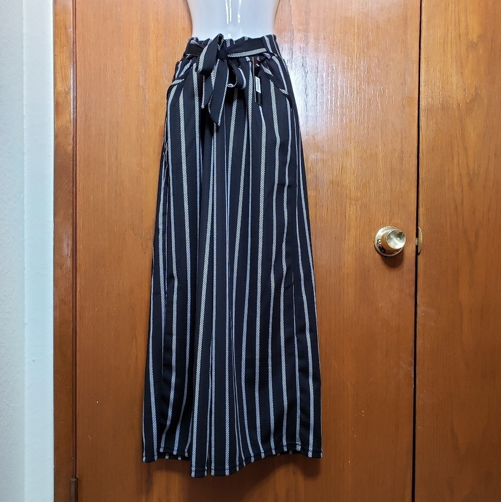 Lemite Black/White Striped Skirt Pants